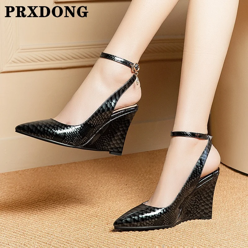 

Туфли-лодочки женские из натуральной кожи, на танкетке, с острым носком