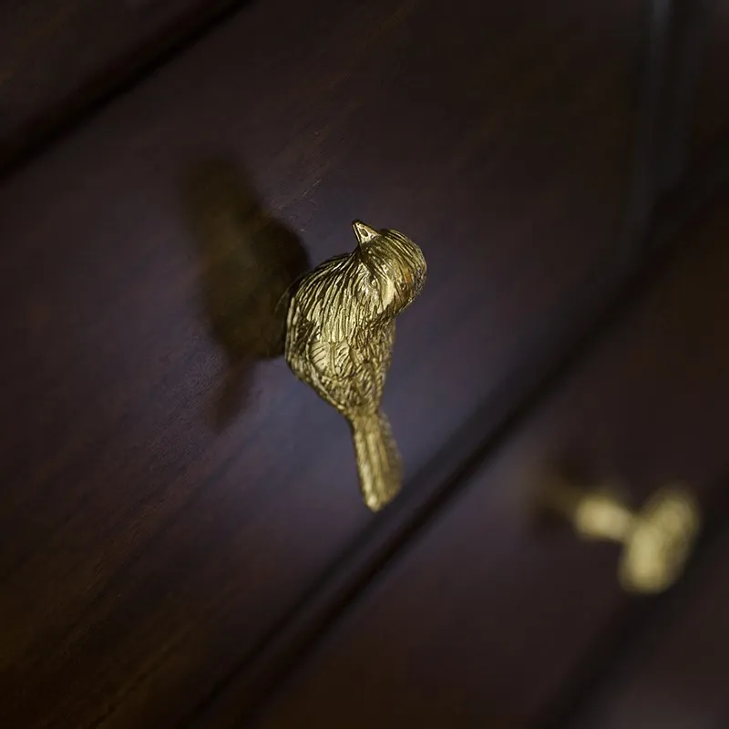 1 шт. Ретро Твердые Латунные Ручки Золотое перо маленькая птичка в форме двери