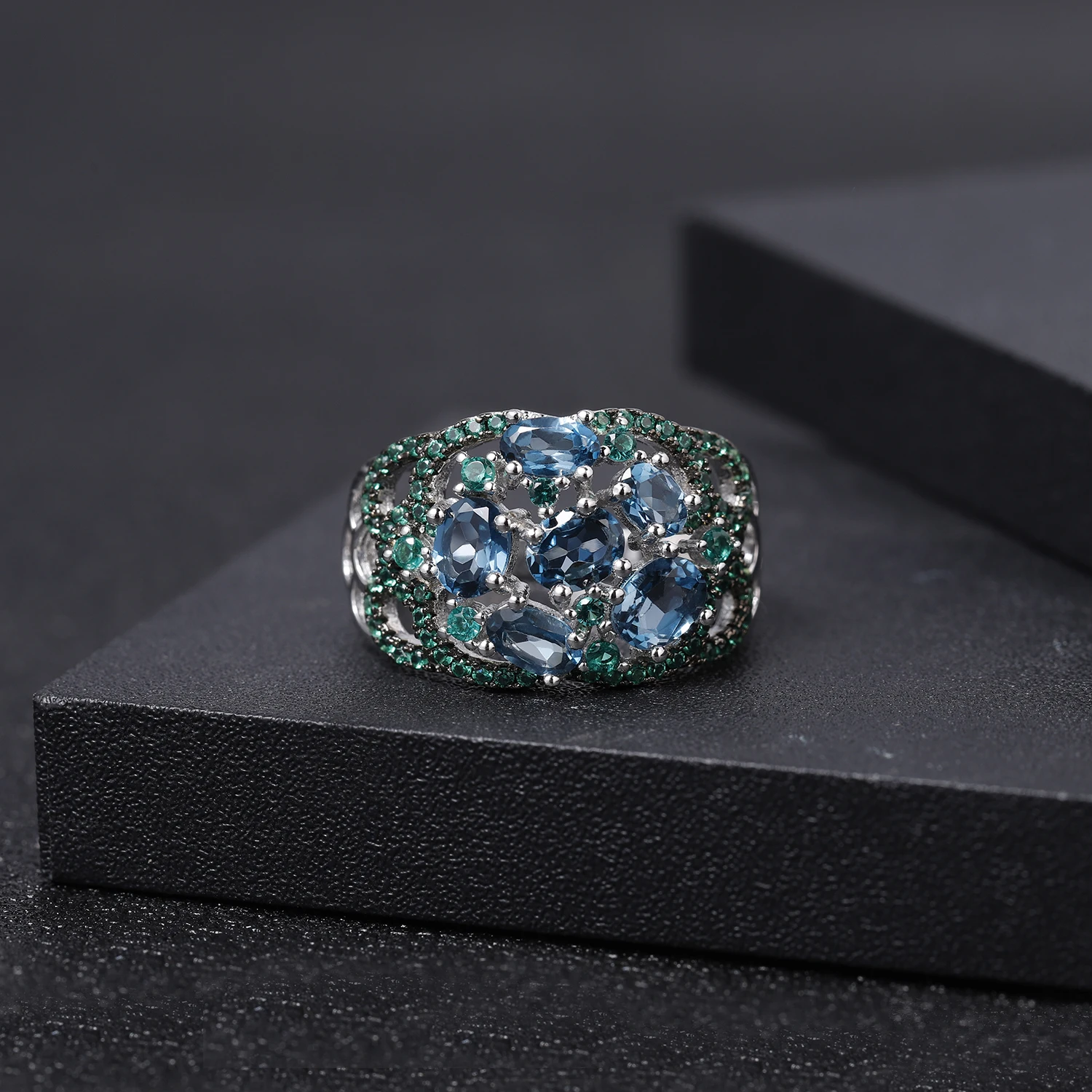 Женское кольцо в стиле ар деко GEM'S BALLET с натуральным голубым топазом из