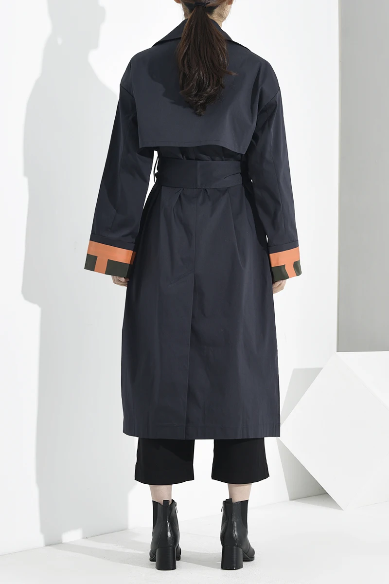

[EAM] Women Dark Blue Split Big Size Long Trench New Lapel Long Sleeve Loose Fit Windbreaker Fashion Spring Autumn 2021 JO5681