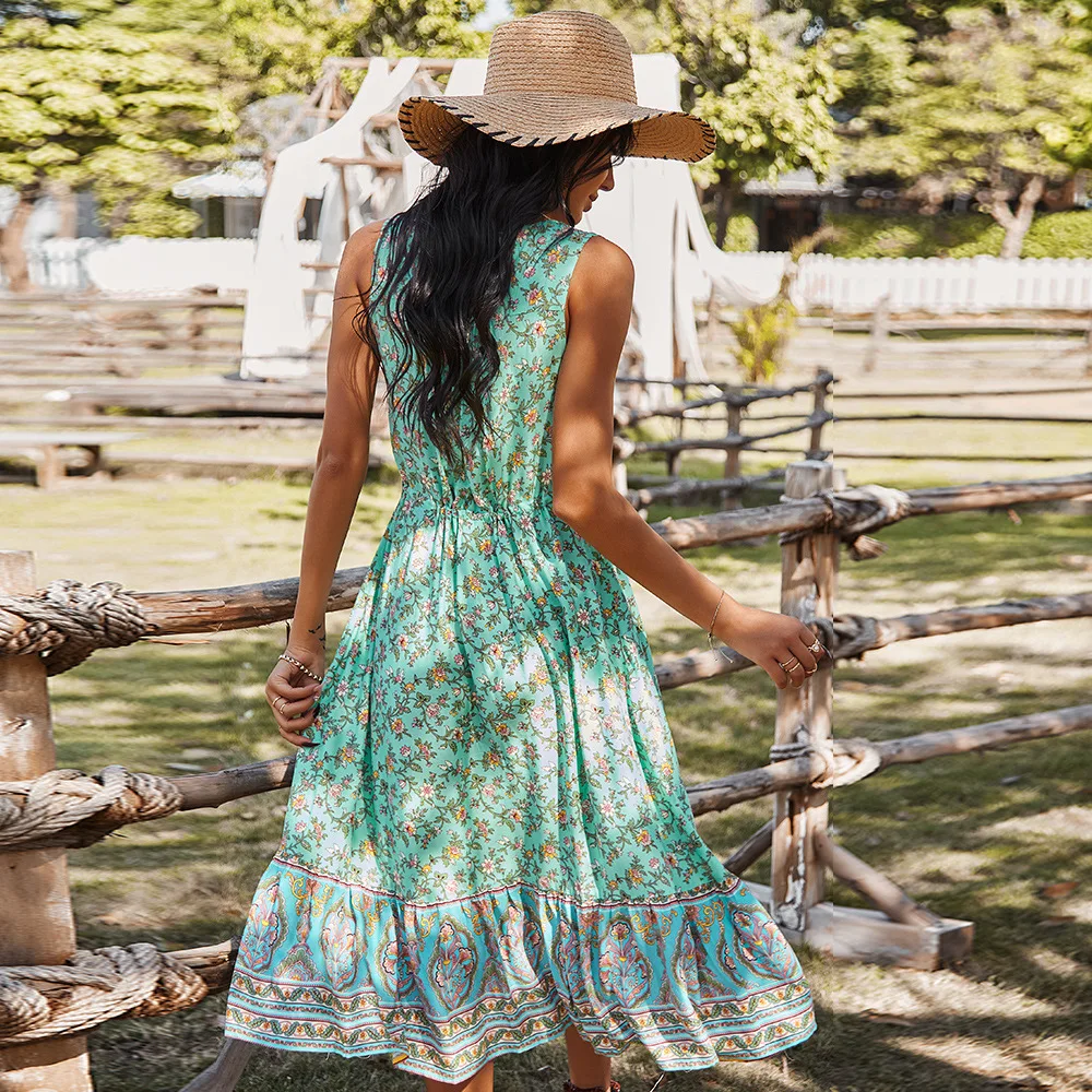

Fashion women's casual holiday style new dress in spring and summer of 2021