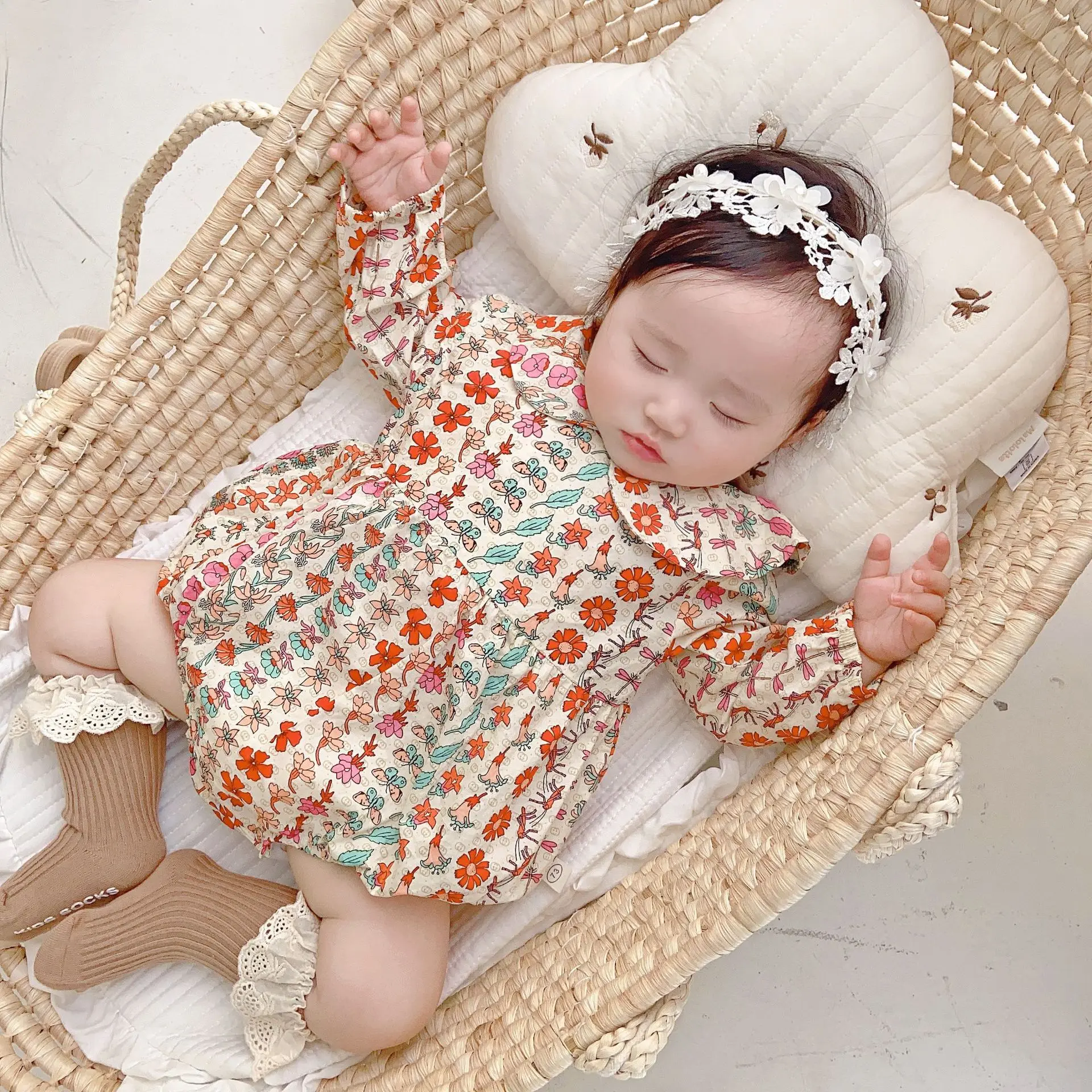 

Baby Doll Collar Romper 2021 Spring Autumn Baby Little Flower Ethnic Style Long-sleeved Bodysuit Kids Clothes