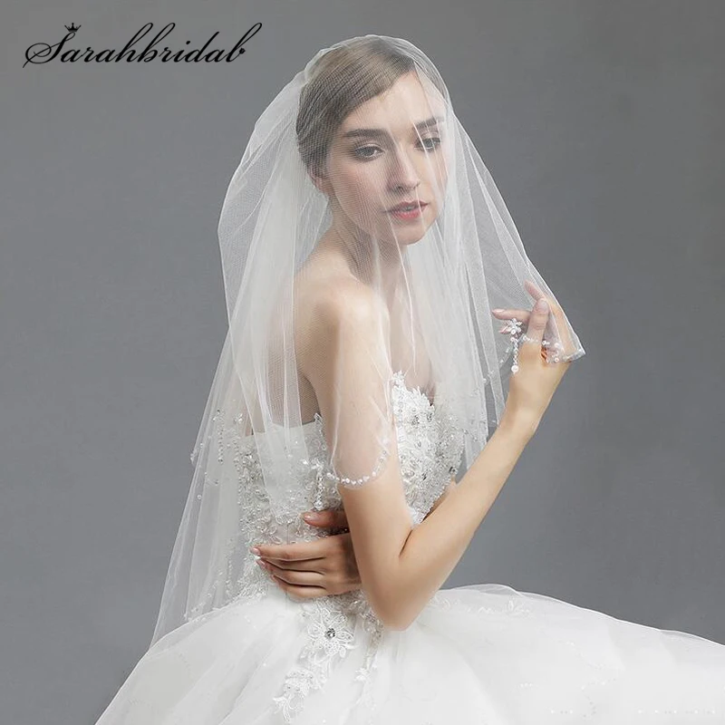 Фата свадебная короткая с гребнем элегантная белая цвета слоновой кости 2021