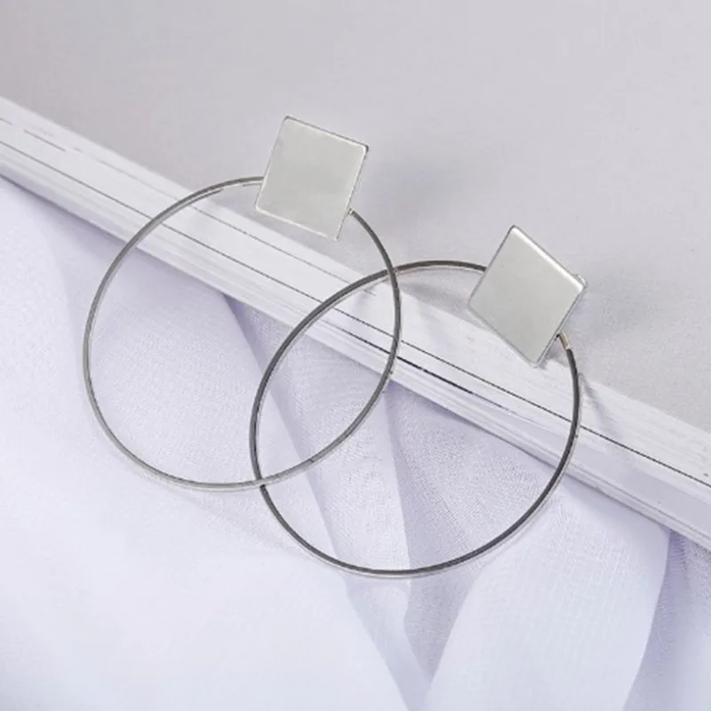

Simple Personality Alloy Geometry Dangel Earrings for Women 2021