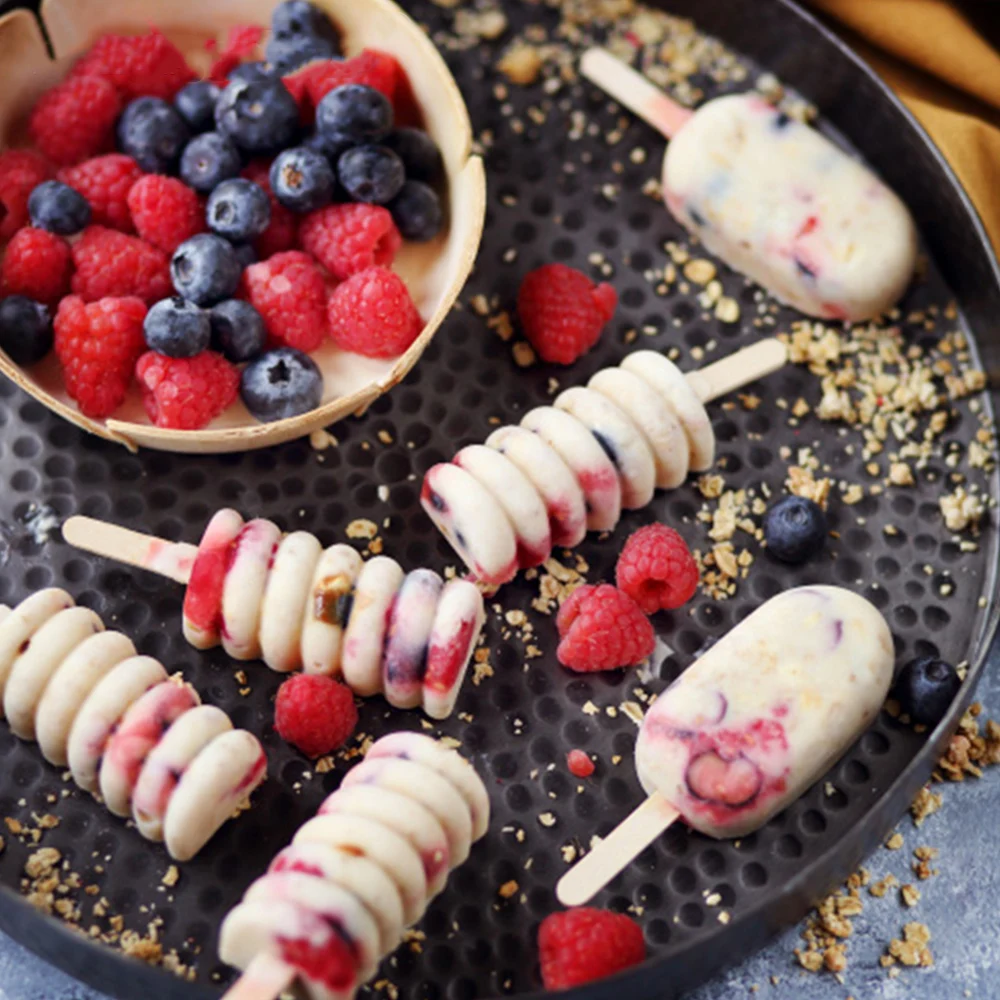 

Ice Cream Mold Popsicle Mold 4 Cavity Reusable DIY Dessert Mold Tray Homemade Ice lolly Mould Silicone Random Color