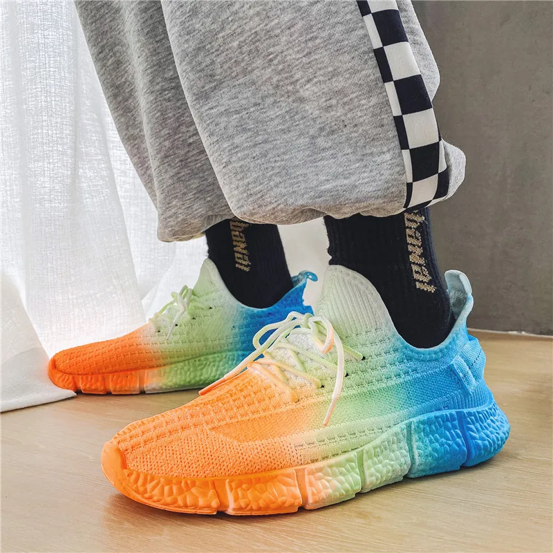 

Large Size Men Shoes 2021 Summer Breathable New Gradient Luminous Casual White Men's Low Top Sneakers