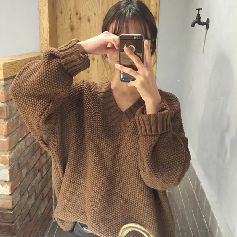 Осень 2020 Новинка Свободный вязаный свитер для девушек с V-образным вырезом и
