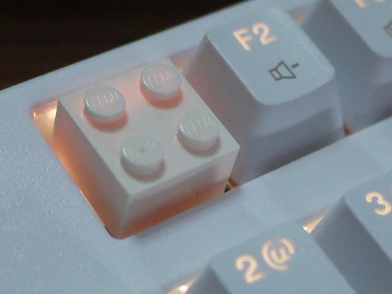 Каучуковые колпачки для механической игровой клавиатуры Cherry Mx Switch белые черные
