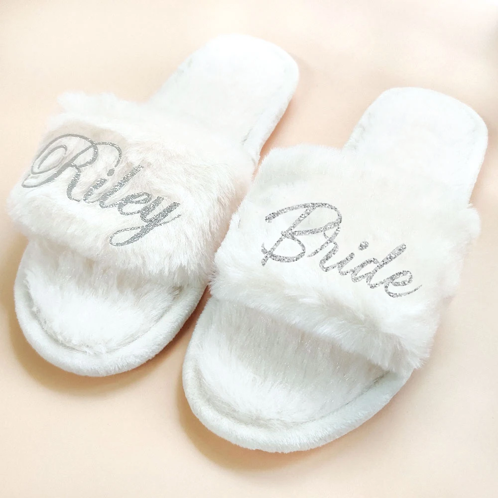 

Personalized Coral Slippers Bridesmaid Bride Gift Wedding Gifts For Guests Hen Night Bachelorette Party Slippers Decoration