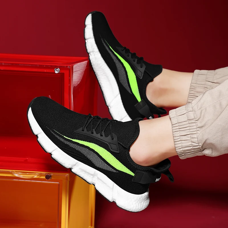 

CYYTL Plus Size Men Sneakers Walking Lightweight Running Shoes Casual Male Sports Outdoor Travel Shoes Zapatos de Plataforma