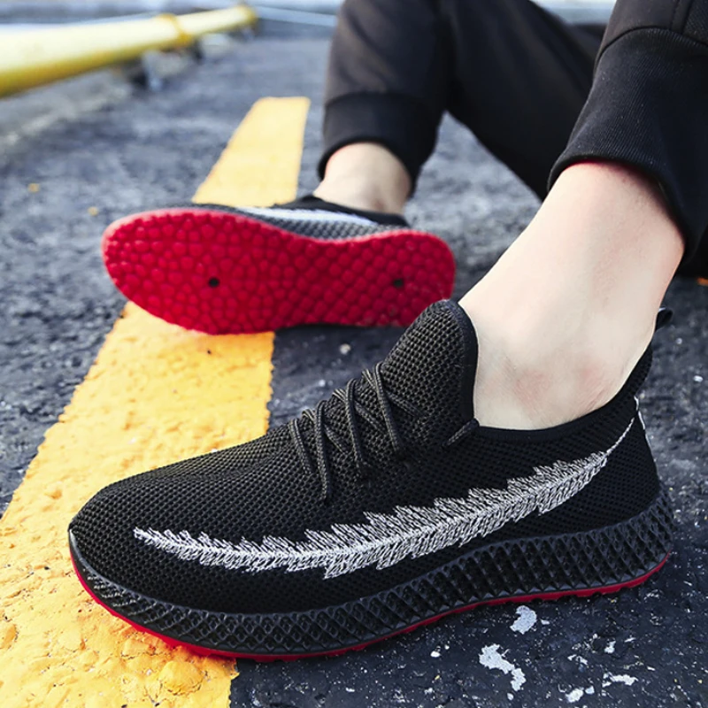 Кроссовки мужские дышащие Вулканизированная подошва плетеные Нескользящие