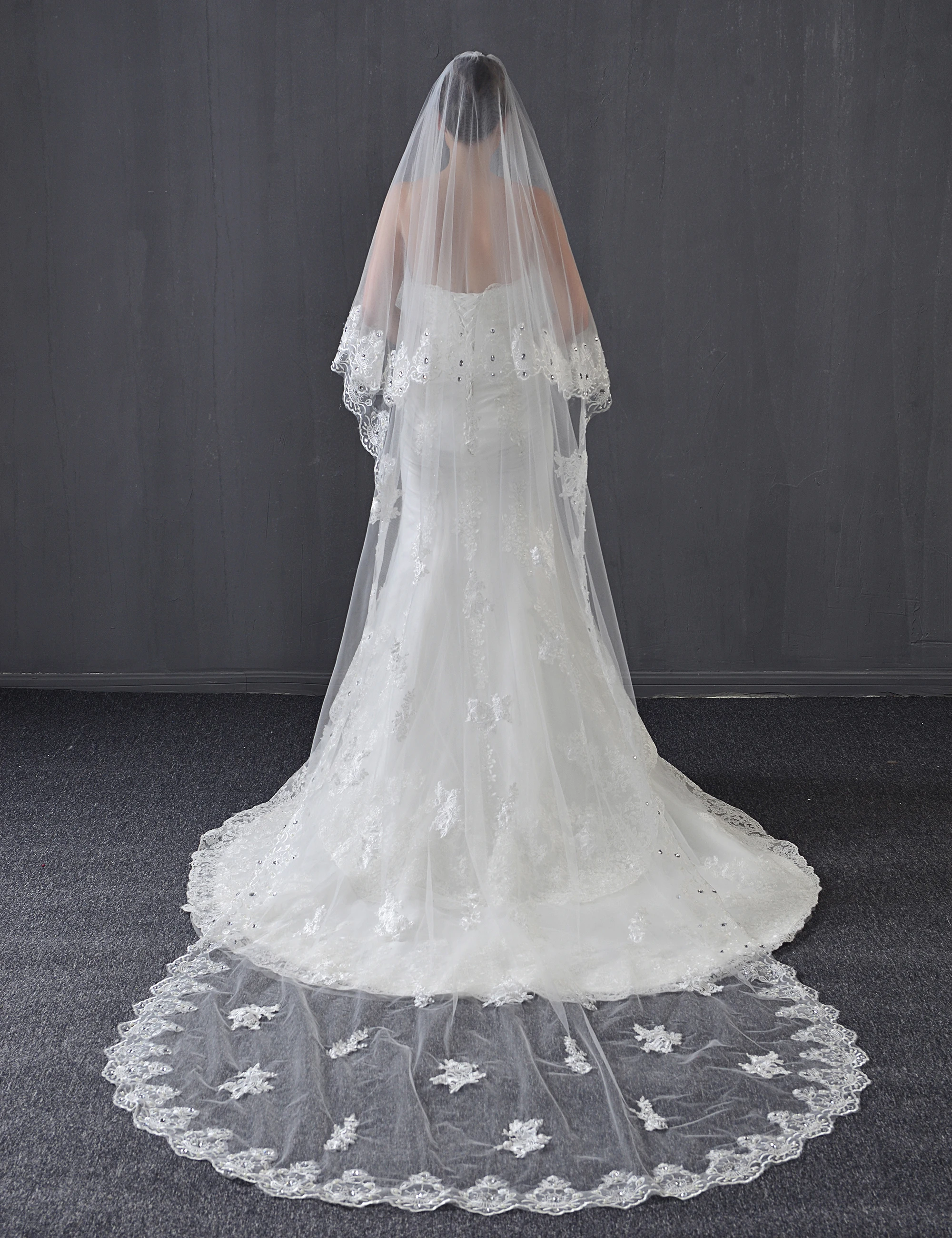 Длинная Соборная свадебная фата с кружевным краем соборного собора бисером
