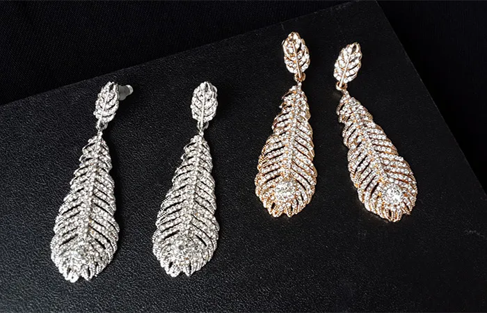 

2021 Metal Charming Feathers Drop Earrings Stud Leaves Full Diamond Rhinestone Shiny Long Earring Dangle Crystal Jewelry