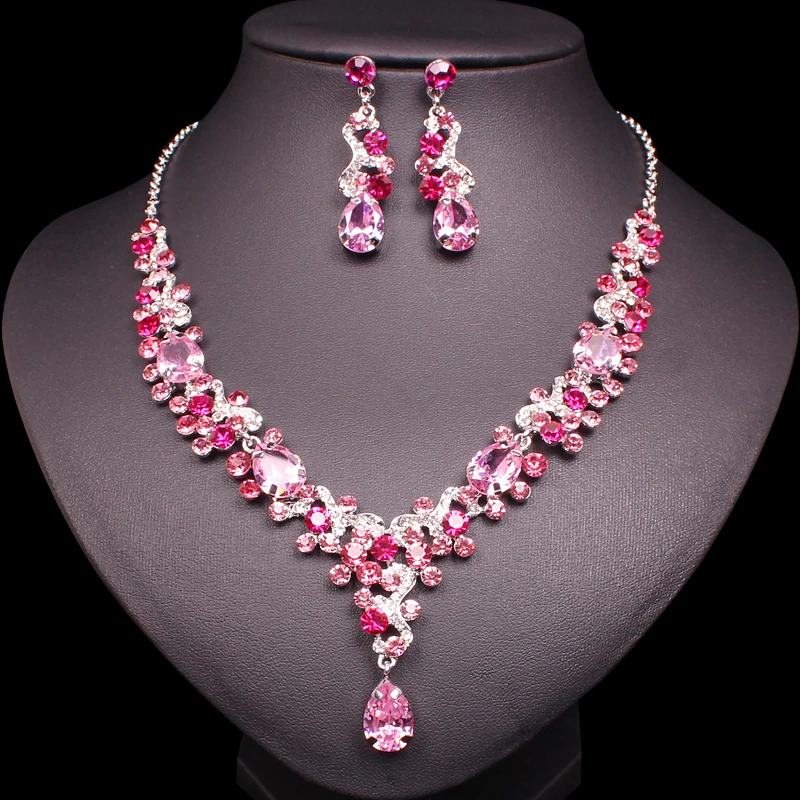 Женский комплект свадебных украшений роскошный из ожерелья и сережек с фианитом