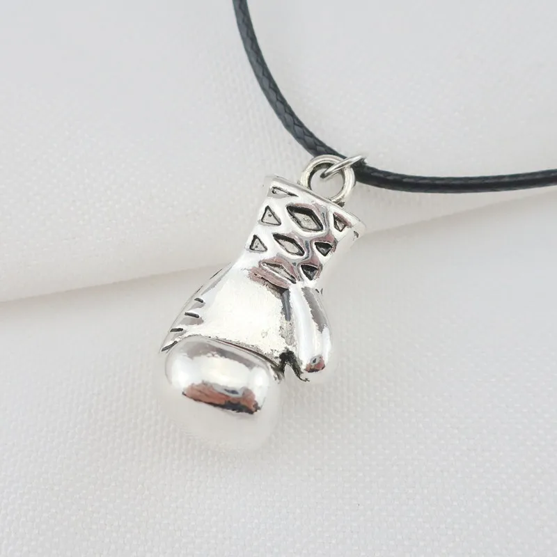 Цепочка с подвеской в виде спортивной боксерской перчатки для мужчин и