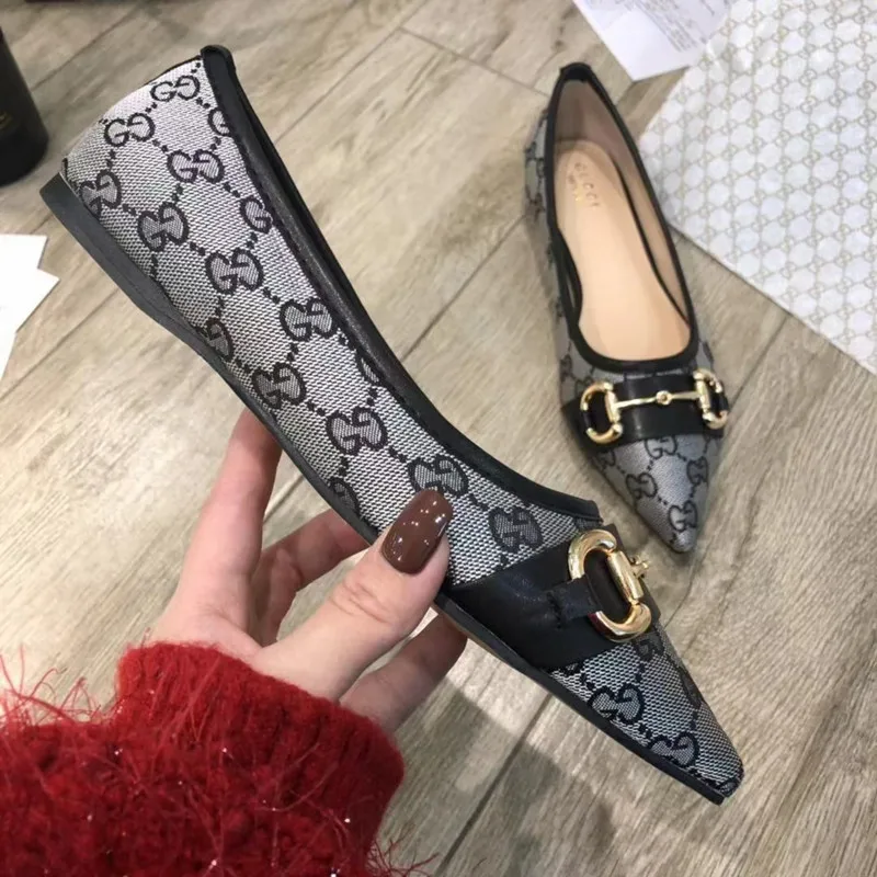 

New Spring Women's Shoes Pointed Toe Flat Shoes Fashion Soft-Soled Driving Shoes Casual Loafers Printed Canvas Shoes Ladies