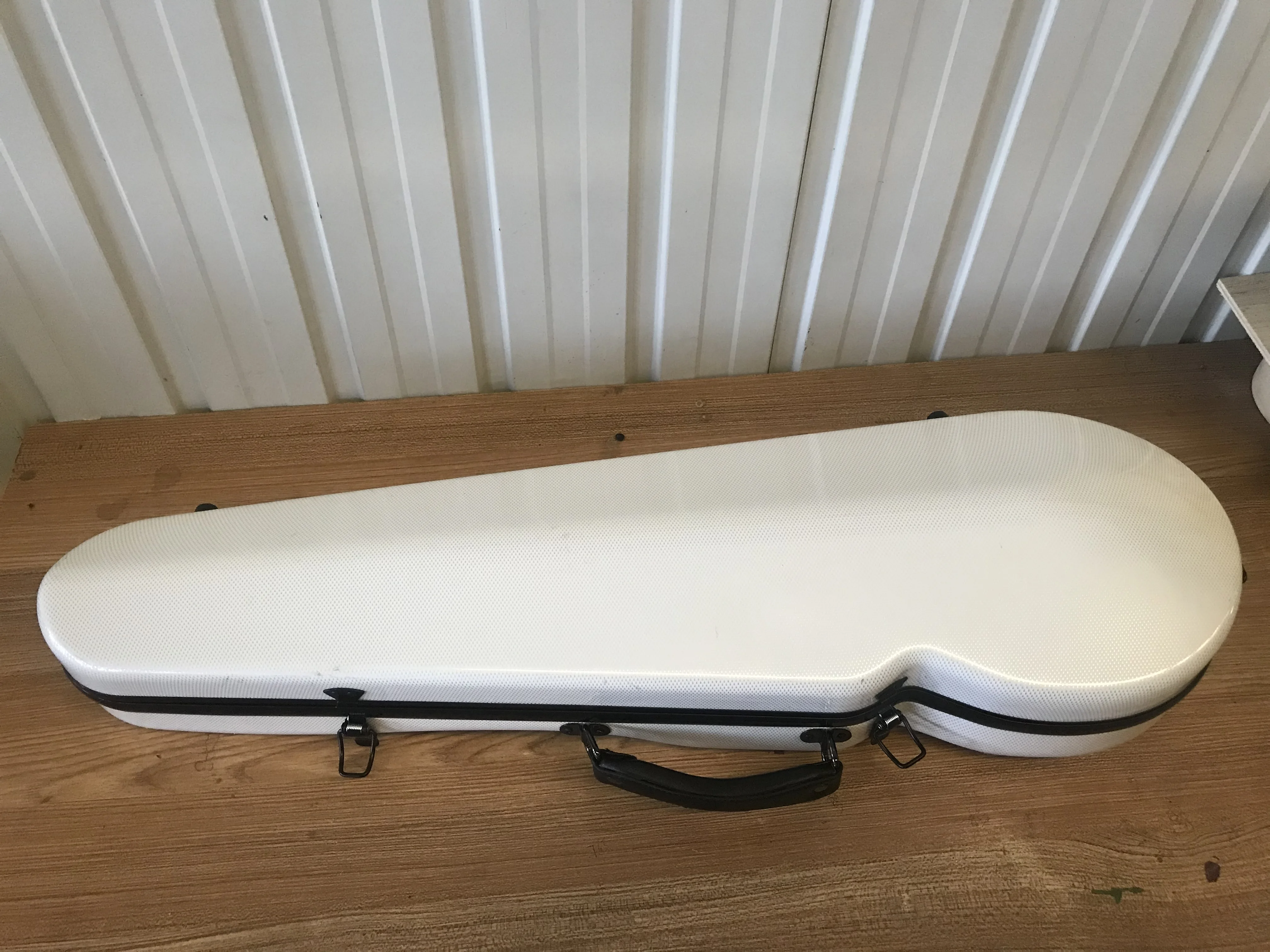 High Quality AA Level 4/4 Violin Carbon Fiber Box Hard Violin Case Triangle Light Music Instrument White Violin Bag