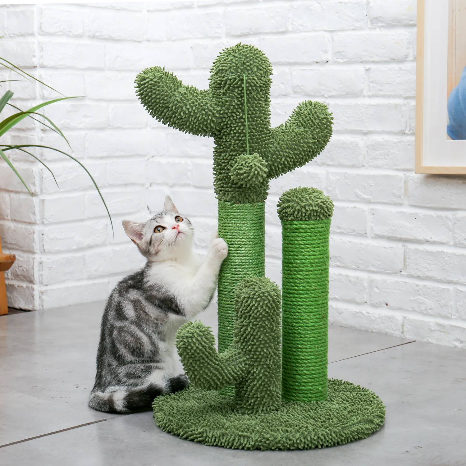 

Cute Cactus Pet Cat Tree Toys with Ball Scratcher Posts for Cats Kitten Climbing Tree Cat Toy Protecting Furniture Fast Delivery