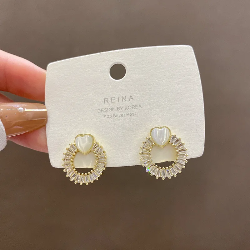 

2021 Korean Simple Metal Opal Love Ear Studs Female Temperament Zircon Round Heart Dangle Earrings For Women Girls Jewelry Gifts