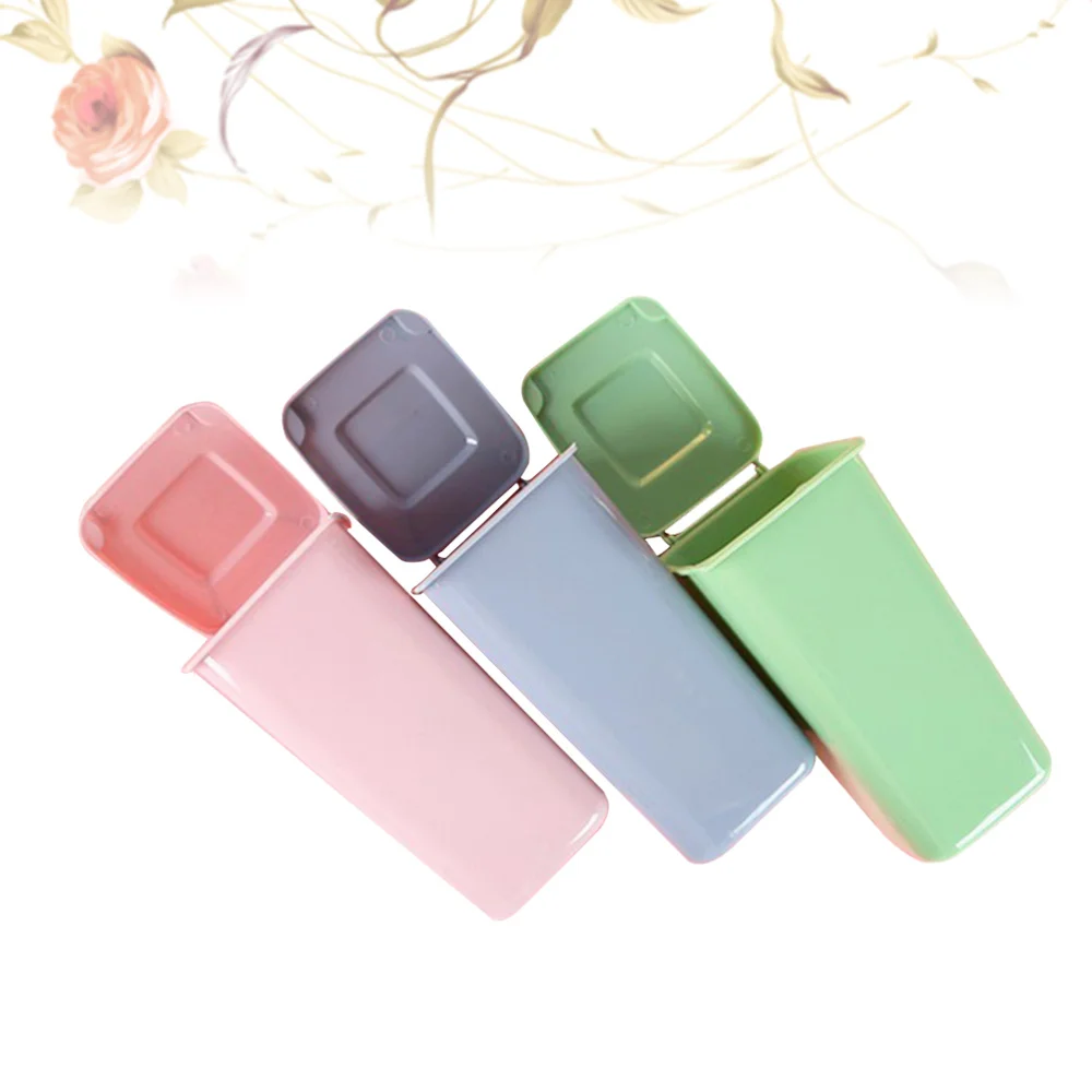

3pcs Mini Trash Can Sahped Pen Holder Pencil Holder Pot for Students Office Workers(Random Color)