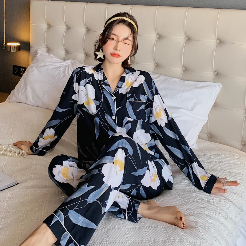 

Пижама женская, из хлопка и сатина, с принтом