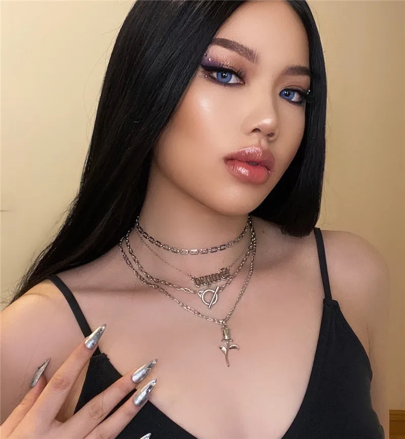 

Multi-layer Alloy Circle OT Buckle Fine Female Necklace Jewelry Retro Simple Creativity Letter Rose Pendant Combination Necklace