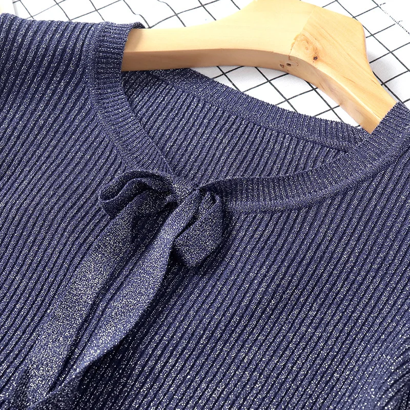 Женский Блестящий облегающий свитер с люрексом вязаный на шнуровке бантом и