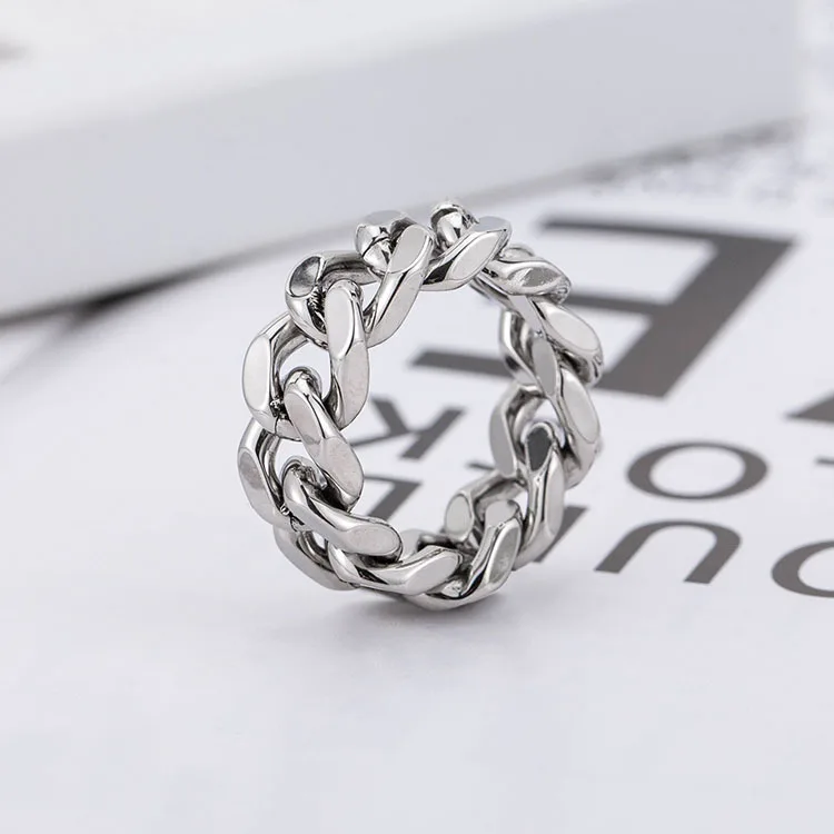 Мужское гладкое кольцо-цепочка из титановой стали