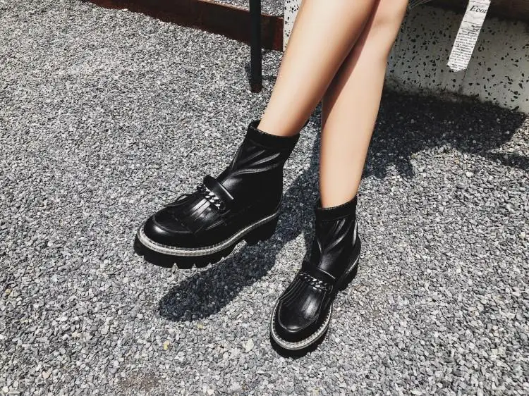 Buono Scarpe/женские ботильоны с металлическими цепочками; полуботинки с эластичными кисточками; черная обувь на платформе в стиле панк; Mujer; женские носки;