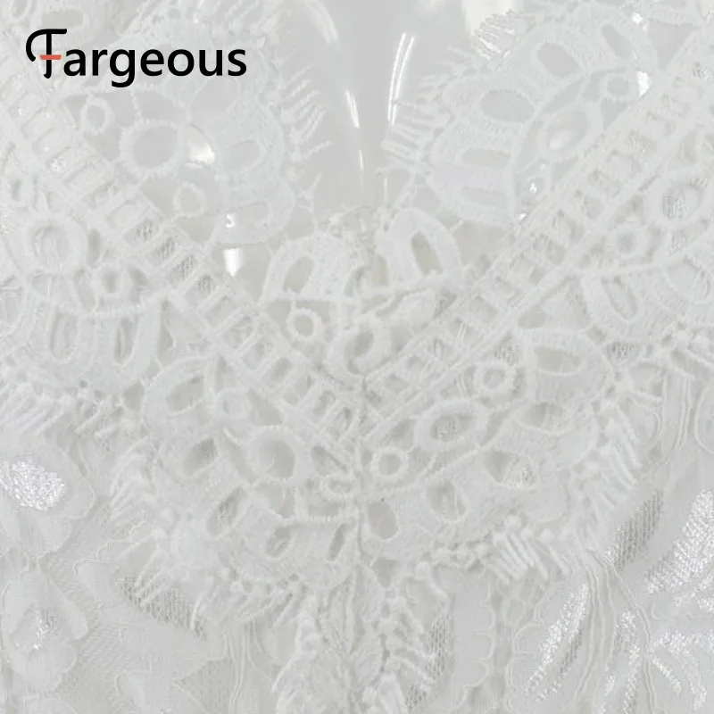 Женский белый кружевной Короткий комбинезон летний модный с v-образным вырезом