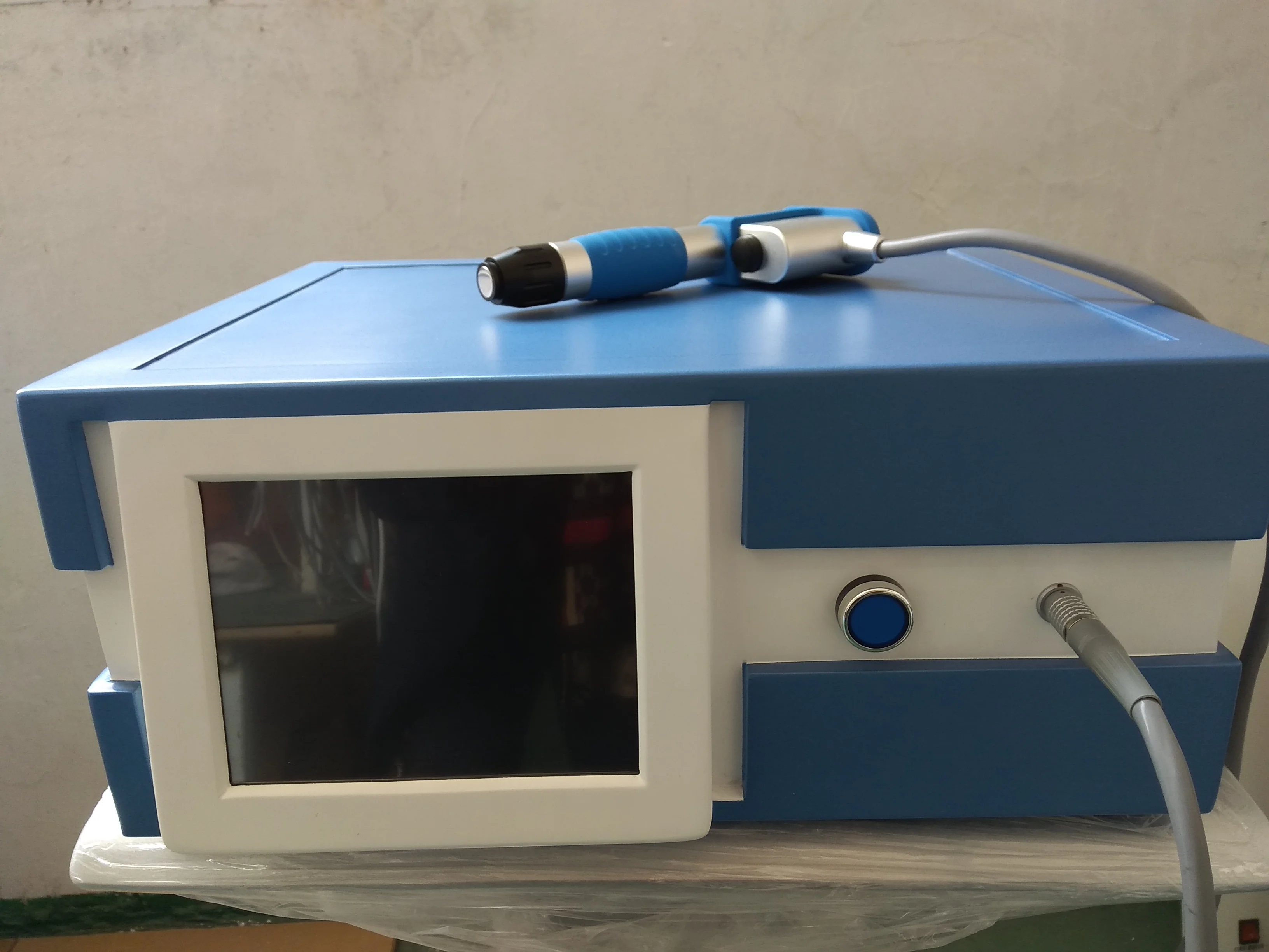 Портативная терапевтическая машина ударной волны/высокой