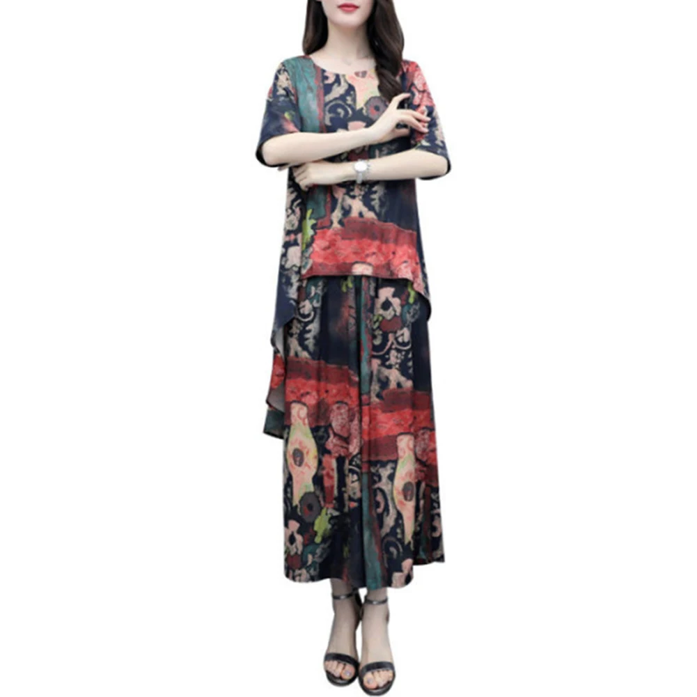 Комплект из футболки и широких брюк с цветочным принтом коротким рукавом круглым