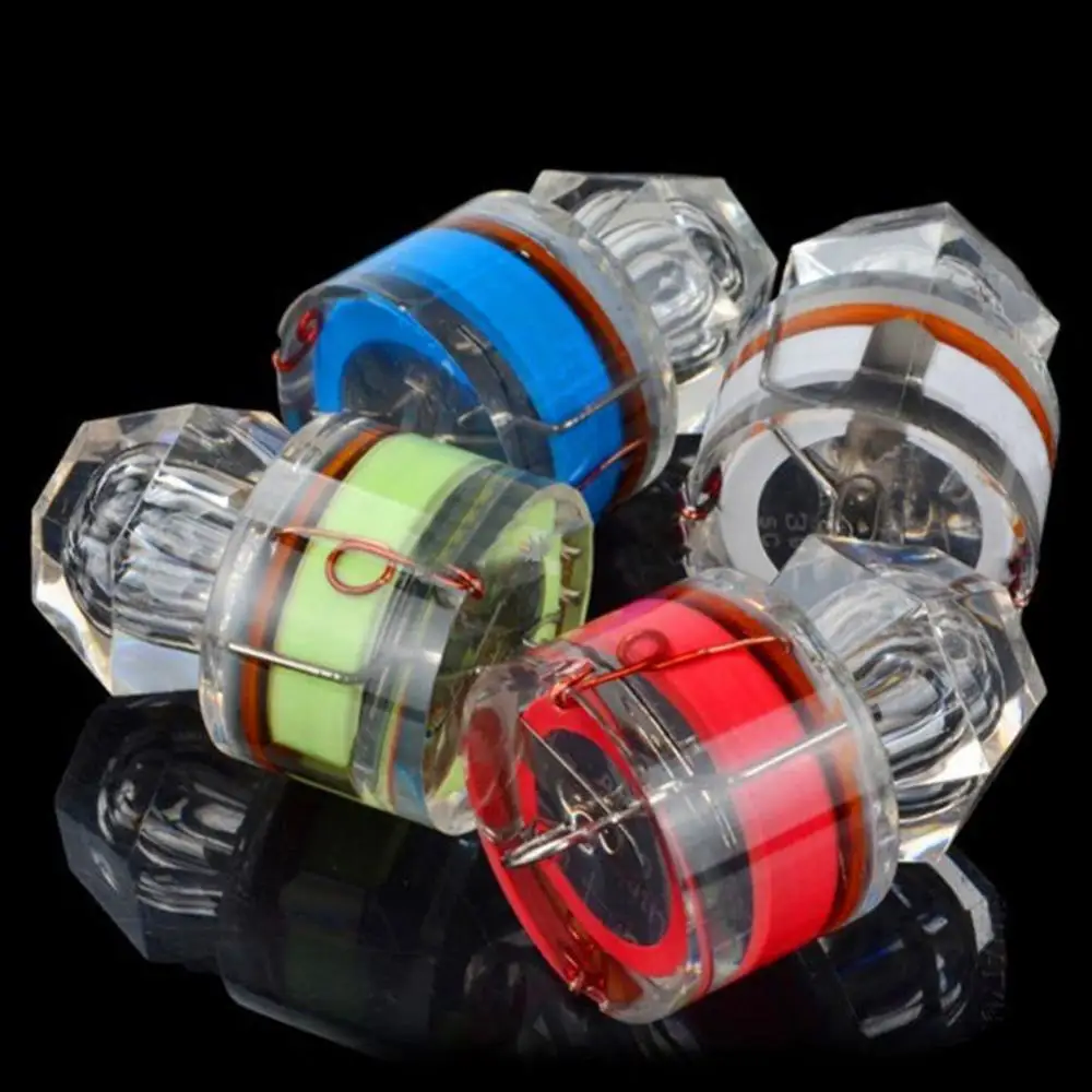 Рыболовная приманка c подсветкой в форме глубоководного алмаза подводный