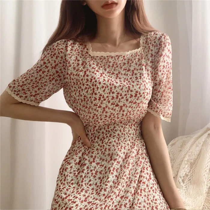 

Korean Chic Spring Romantic Fresh Floral Dress Cute Square Collar Lace Stitching Short Sleeve Dress