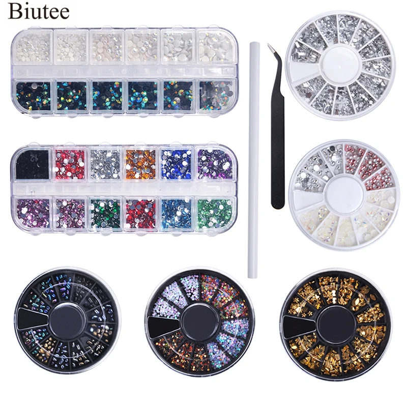 

Biutee 7Boxs Nail Art Rhinestone Hollow Studs Gold Silver Clear Flat Bottom Mixed Shape DIY Nail Art 3D Decoration In Wheel Set