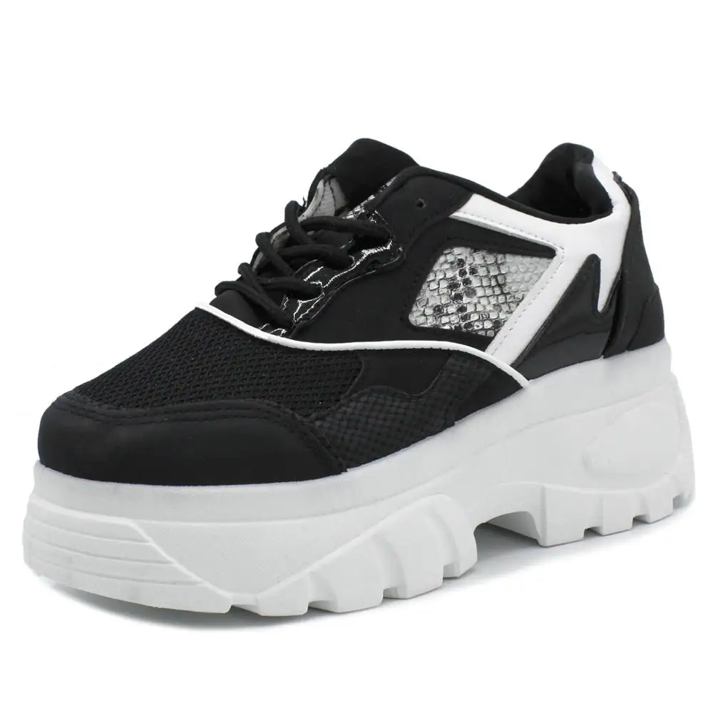 Женские кроссовки на массивной вулканизированной подошве фиолетовые дышащие