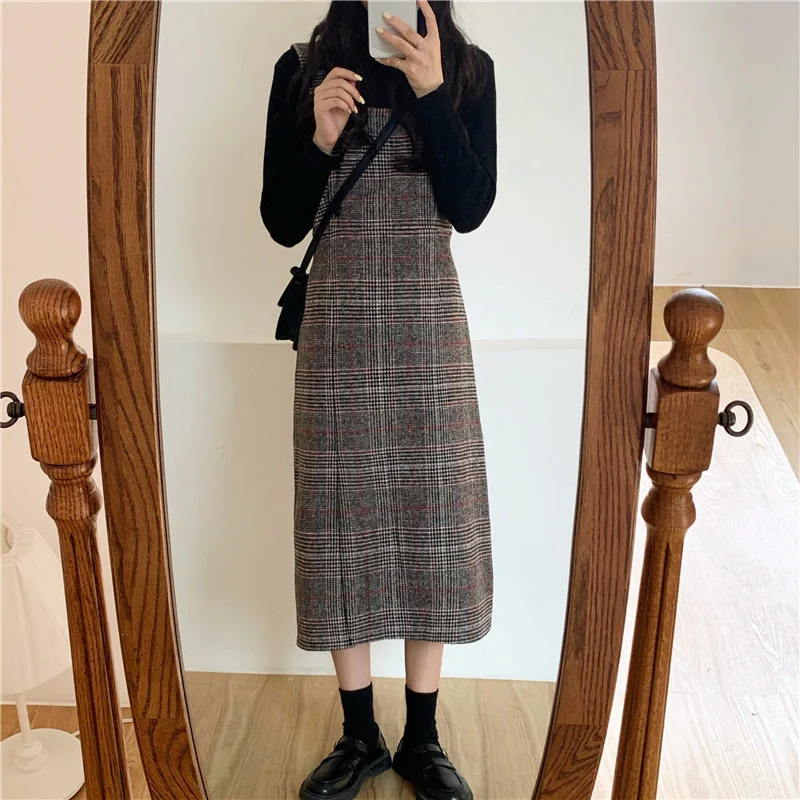

Autumn and Winter New Korean Elegance Retro Plaid Woolen Vest Dress Suspender Dress Dress fafa_ootd