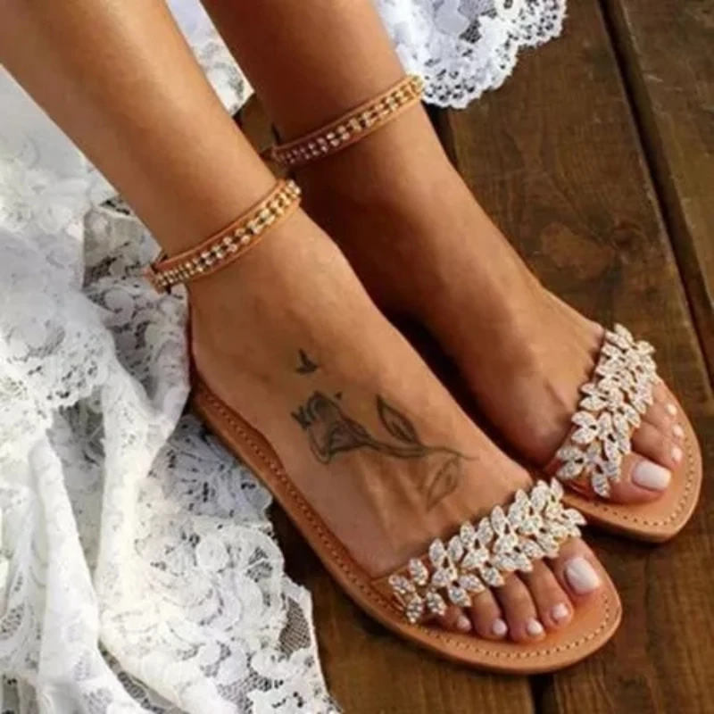 

2021 Summer Women New Fashion PU Leather Rhinestone Decorative Flat Sandals Leisure Comfortable Hot Beach Shoes 5KE256