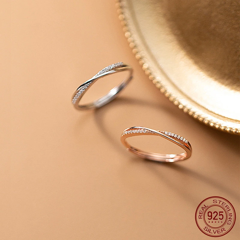 

Кольцо женское из серебра 925 пробы, 52-57 мм