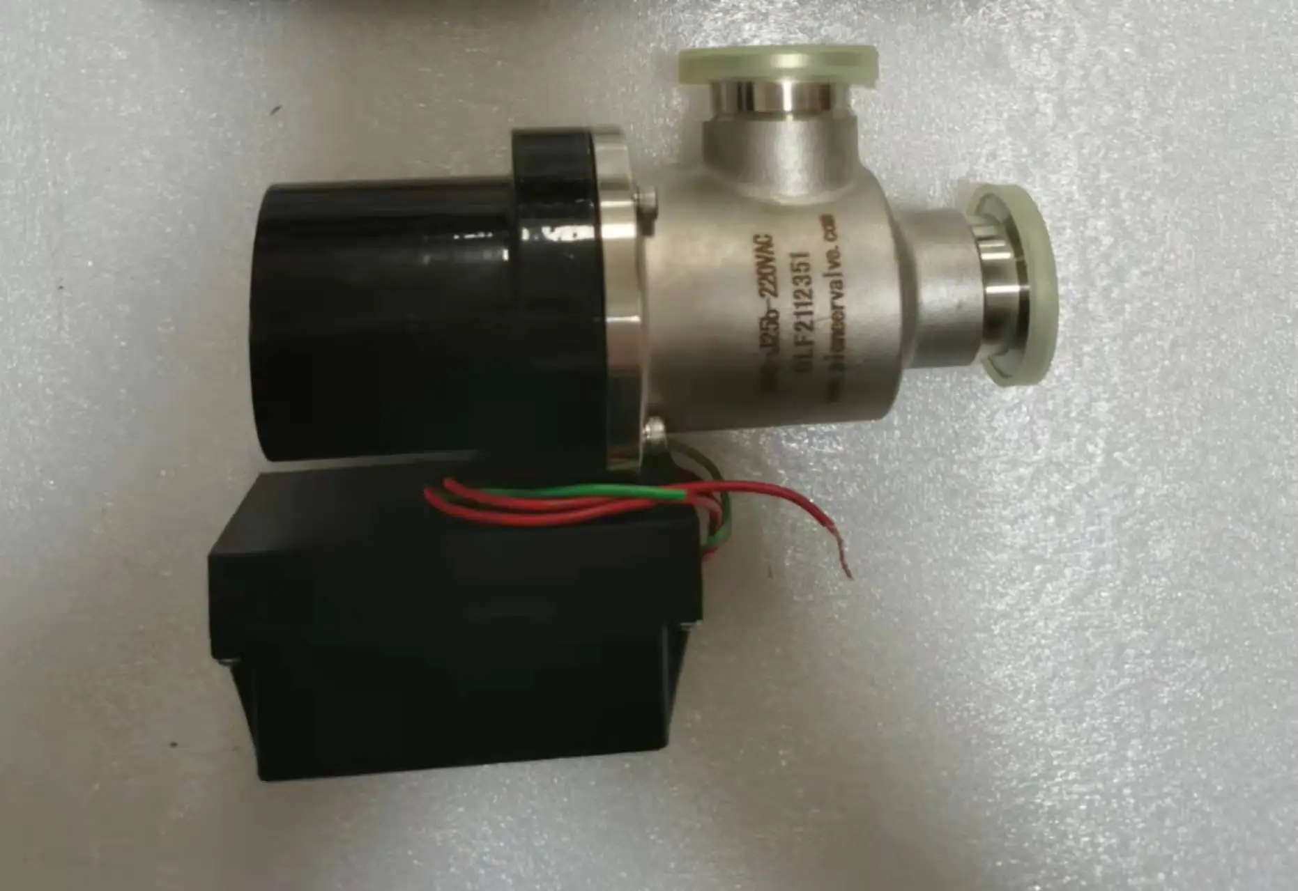

GDC-J25B Electromagnetic 220VAC High Vacuum Angle Valve(NEW,Original)