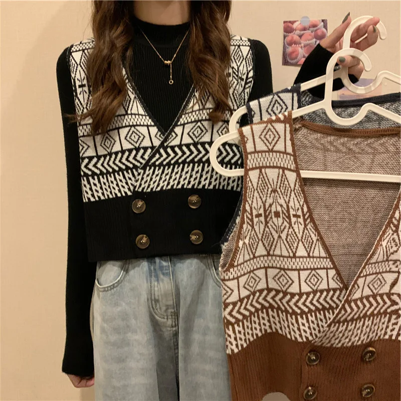 

2102161 Spring Autumn Women Knitted Vest Double Breasted Patchwork Argyle Plaid V-Neck Waistcoat Loose Female Sleeveless Garment