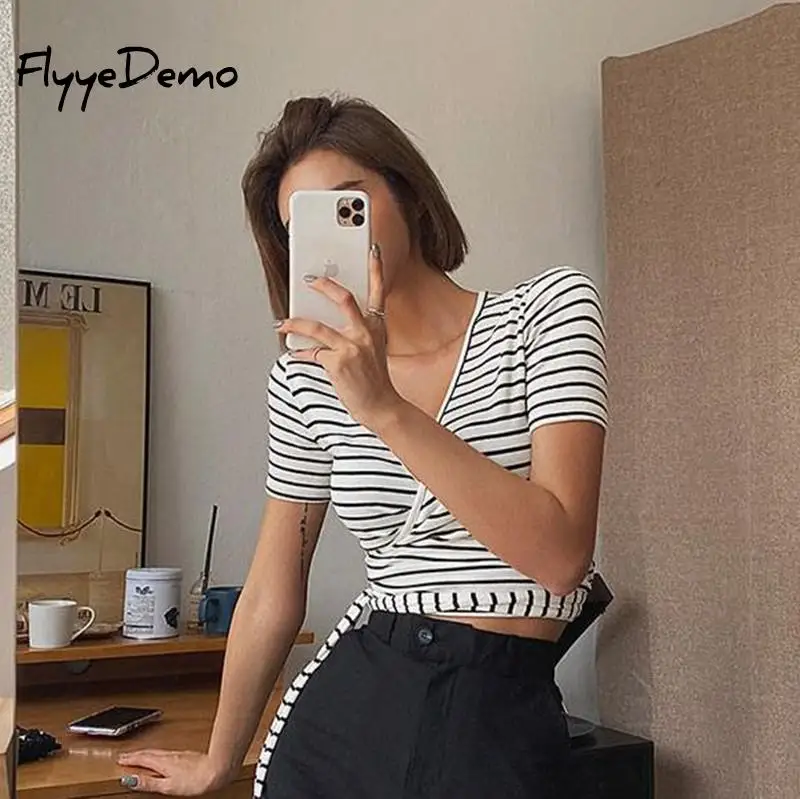 

Beach Women Bandage Bow Tshirt Cotton Casual Striped Short Sleeve Tee Shirts Summer Casual V Neck Shirt Plus Size Women Clothing