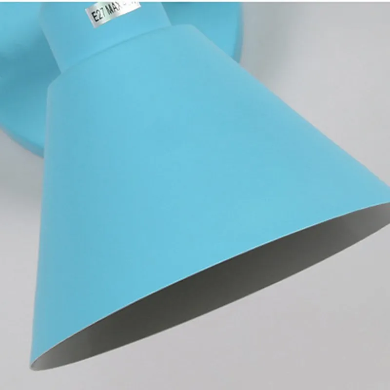 Фон для фотосъемки в современном стиле с металлической настенный светильник