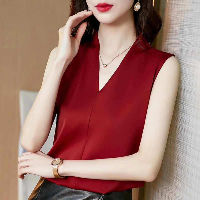 

Summer elegant vest ladies silk vest pure silk satin simple fashion V-neck slim fit type inner and outer wear vest ladies