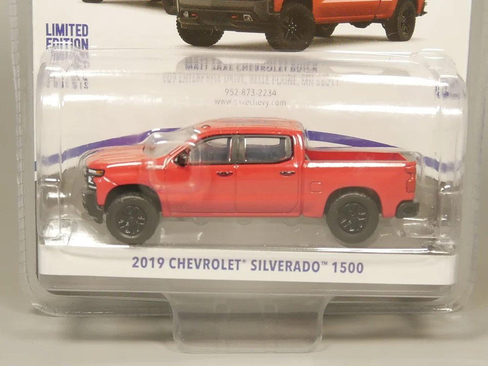 Greenlight 1:64 2019 Chevrolet Silverado 1500 литая под давлением модель автомобиля ( красный )| |