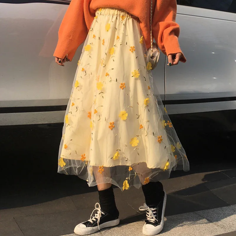 

Yellow 3D Flower Lace Skrit Women High Waist Mesh Long Skrit Female elegant Midi tulle skirt Sweet Cute Student School Wear saia
