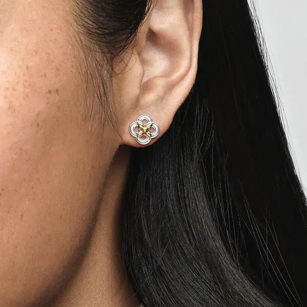 

2021 Mother's Day Trendy 925 Sterling Silver Earring Domed Golden Heart Sparkling Halo Stud Earrings Women Birthday Jewelry Gift