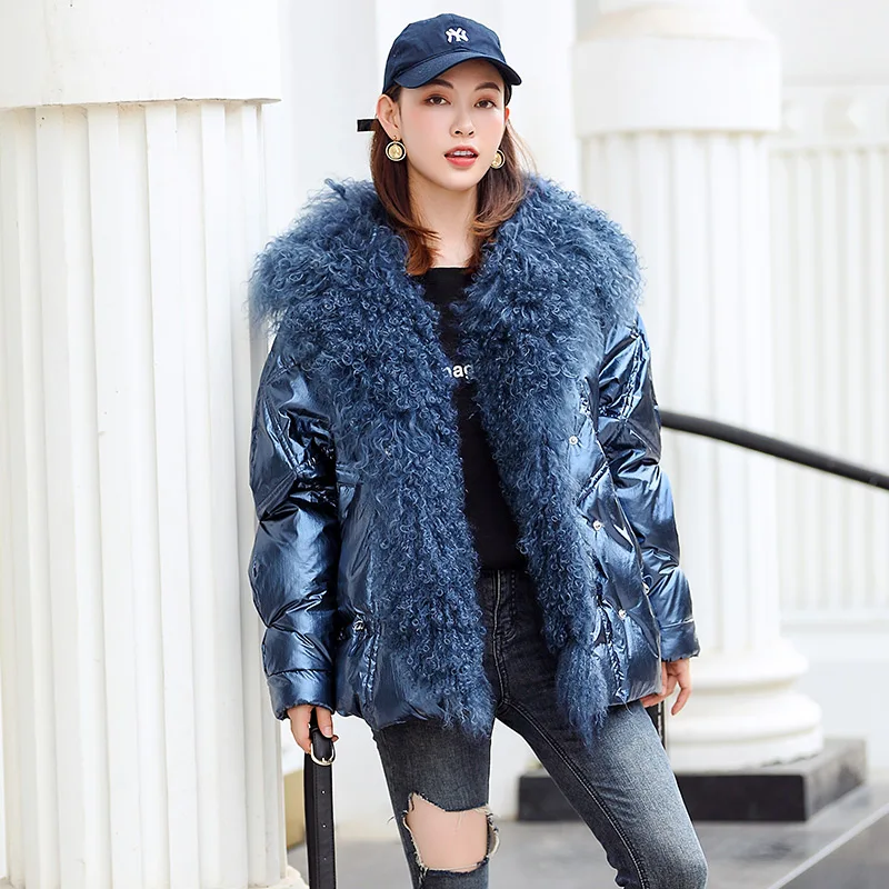 Женский теплый пуховик из козьей шерсти толстый блестящий большого размера с
