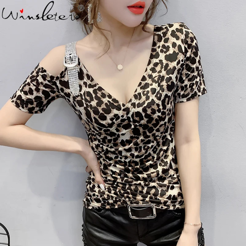 

Женская футболка с коротким рукавом и V-образным вырезом, однотонная летняя хлопковая Футболка с леопардовым принтом, T03711B, 2020
