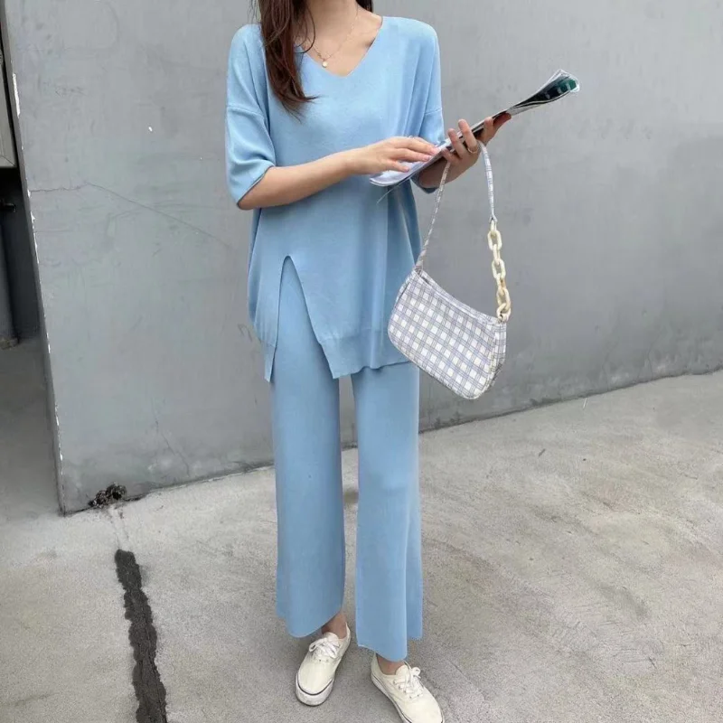 

Женский свободный Трикотажный костюм, повседневный комплект из двух предметов, топ с V-образным вырезом, рукавом до локтя и брюки с широкими ...